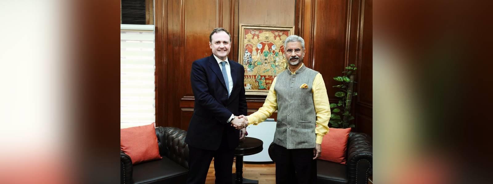 विदेश मंत्री डॉ. एस. जयशंकर ने नई दिल्ली में यूनाइटेड किंगडम के राज्य मंत्री महामहिम श्री. टॉम तुगेंदहाट से मुलाकात की