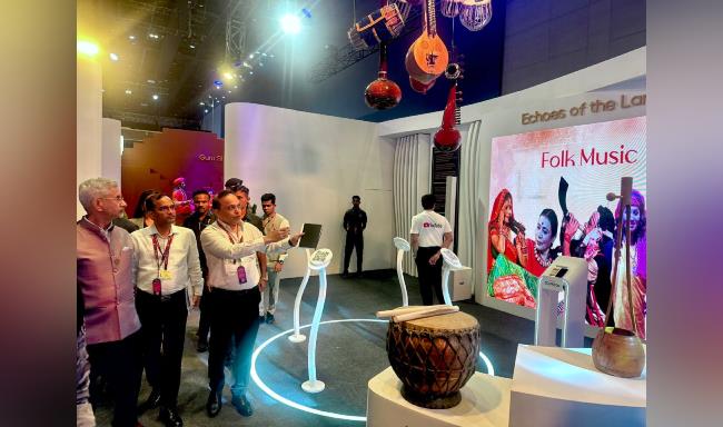 External Affairs Minister Dr. S. Jaishankar visited the Bharat Pavilion at the WAVE Summit 2025 in Mumbai