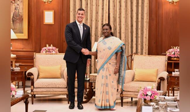 President Smt. Droupadi Murmu met H.E. Mr. Santiago Pena Palacios, President of the Republic of Paraguay at Rashtrapati Bhavan
