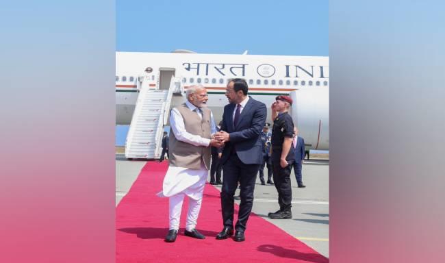 Prime Minister Shri Narendra Modi arrived in Nicosia received by President of the Republic of Cyprus, H.E. Mr. Nikos Christodoulides &amp; Foreign Minister of Cyprus, H.E. Mr. Constantinos Kombos at the airport