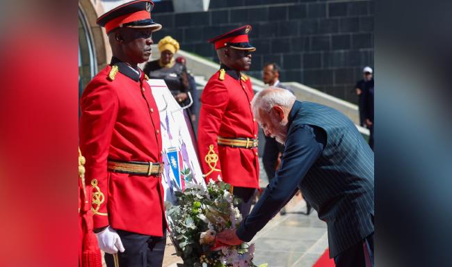Prime Minister Shri Narendra Modi paid homage to the Founding Father and First President of Namibia, Dr. Sam Nujoma at the Heroes’ Acre memorial in Windhoek