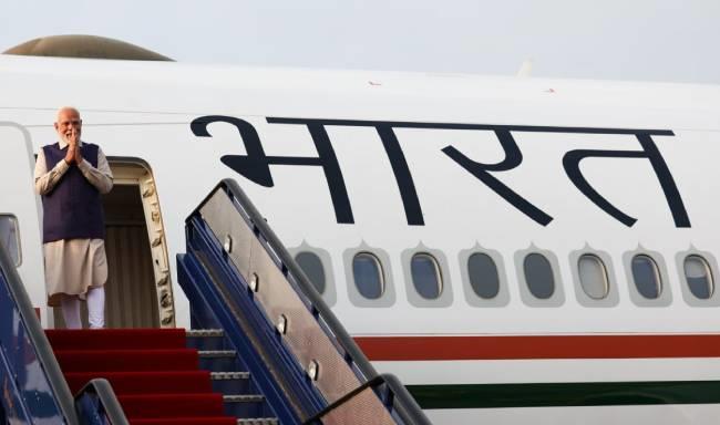Prime Minister Shri Narendra Modi arrived in London on an Official visit to the United Kingdom