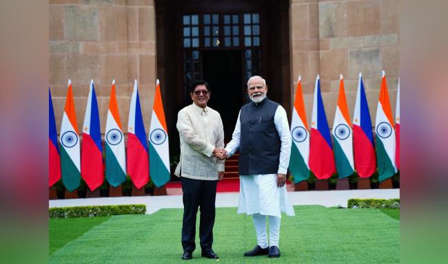 Prime Minister Shri Narendra Modi welcomed H.E. Mr. Ferdinand R. Marcos Jr., President of the Republic of the Philippines at Hyderabad House