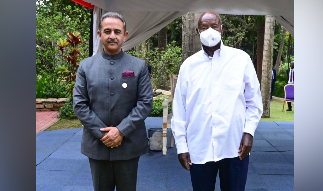 Minister of State for External Affairs, Shri Kirti Vardhan Singh called on H.E. Mr. Yoweri Kaguta Museveni, President of the Republic of Uganda in Kampala