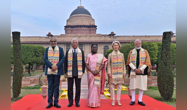Chief Guests President of the European Council, H.E. Mr.  Antonio Costa and President of the European Commission, H.E. Ms. Ursula von der Leyen attended the ‘At Home’ Reception hosted by President Smt. Droupadi Murmu at Rashtrapati Bhavan on the occasion of the celebrations of the 77th Republic Day