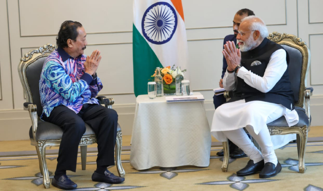 Prime Minister Shri Narendra Modi met Tan Sri Dato’ Seri Vincent Tan Chee Yioun, Founder of Berjaya Corporation Berhad in Kuala Lumpur