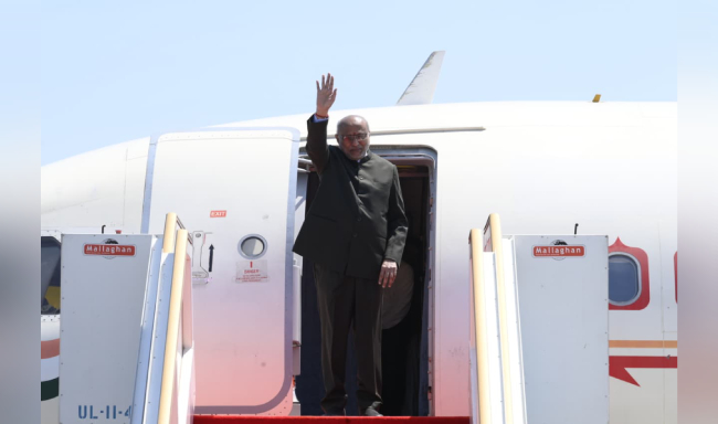 After concluding a successful visit to Sri Lanka, Vice President Shri C. P. Radhakrishnan emplanes for New Delhi