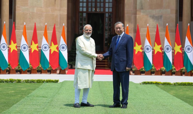 Prime Minister Shri Narendra Modi welcomed H.E. Mr. To Lam, General Secretary of the Communist Party of Vietnam, President of Vietnam at Hyderabad House