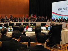 Prime Minister addressing at the 37th Singapore Lecture 'India's Singapore Story', in Hotel Shangri-La, Singapore on November 23, 2015.