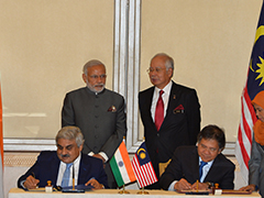 Prime Minister addressing at the 37th Singapore Lecture 'India's Singapore Story', in Hotel Shangri-La, Singapore on November 23, 2015.